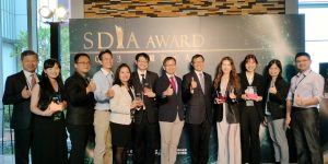 群創集團獲頒經濟部2023 SDIA AWARD前瞻顯示大賞五大獎